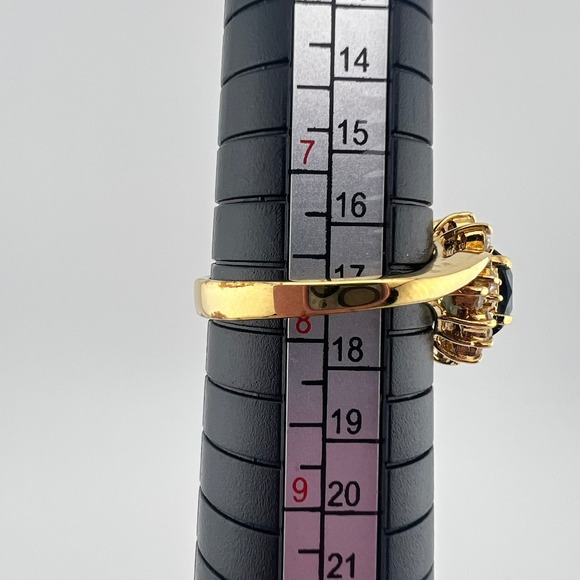 Vintage Gold Tone Blue & Clear Cocktail Costume Ring Sz 7.75 Oval Halo Statement - Picture 2 of 5